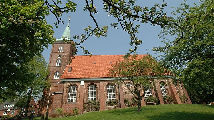  Pankratius Kirche in Neuenfelde