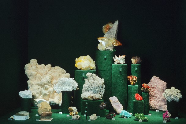 Museum der Natur Hamburg – Mineralogie Ausstellungsexponate