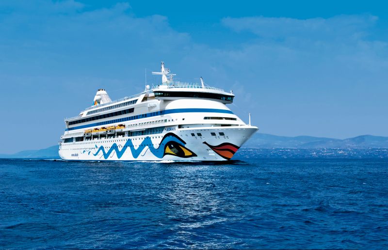 AIDAaura auf hoher See / AIDA Cruises