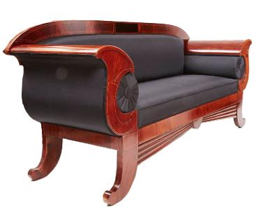 Ein Sofa aus rotem Holz und einem schwarzen Bezug