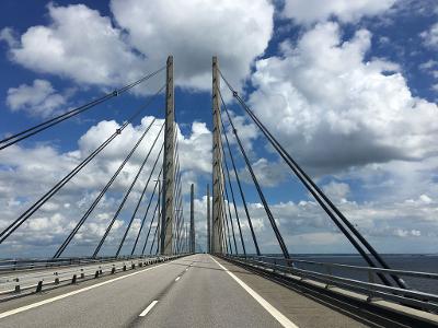 Helmar Lux Unternehmensberatung - Brücke