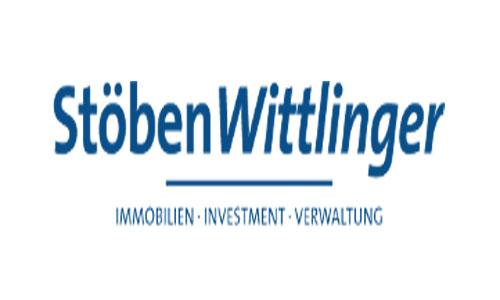 Firmenlogo von Stöben Wittlinger mit blauer Schrift auf weißem Grund