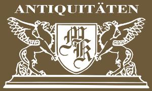 Logo mit Emblem in weiß, zwei Löwen daneben und braunem Untergrund
