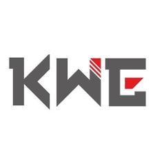 KWE Logo, graue Schrift mit roten Elementen auf weißem Untergrund