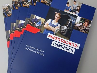  Titelseite: Arbeitsschutz-Handbuch