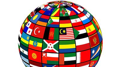  Globus mit Flaggen