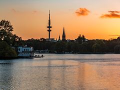 Sonnenuntergang über der Alster in Hamburg