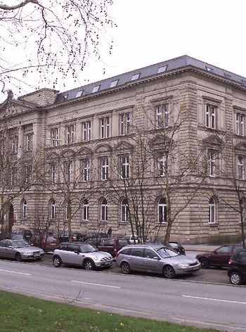 Gebäude Gorch-Fock-Wall