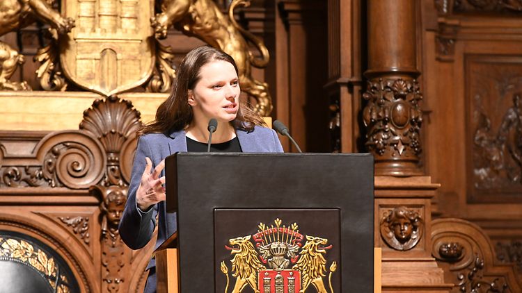 Dr. Melanie Leonard, Senatorin für Arbeit, Familie, Soziales und Integration eröffnet mit einer Rede den Hamburger Inklusionspreis 2019 im Rathaus