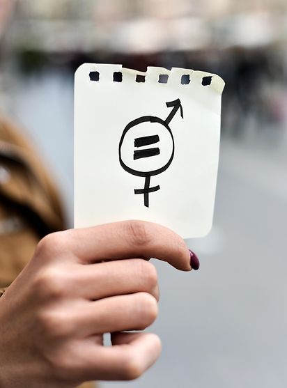 Stockbild Gleichstellung Frauen und Männer