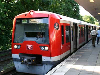  Die S-Bahn in Hamburg