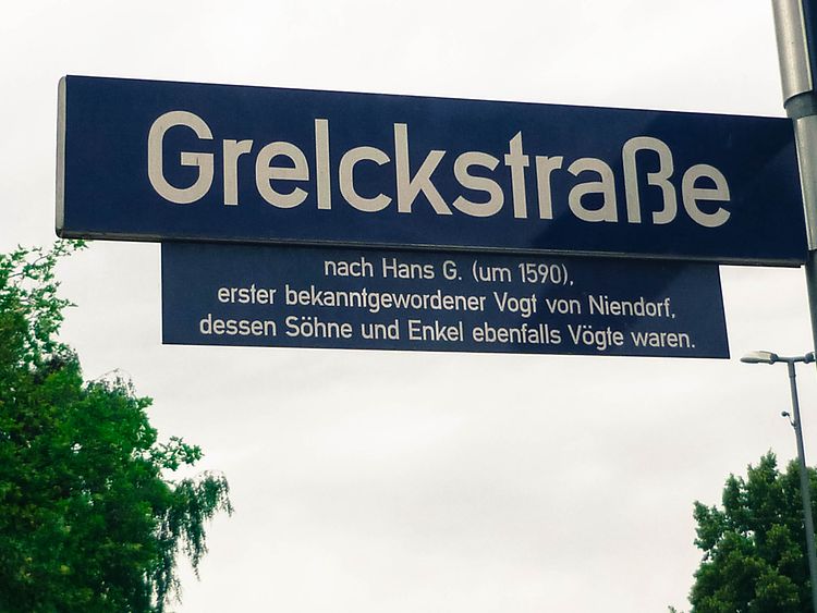  Straßenschild Grelckstraße