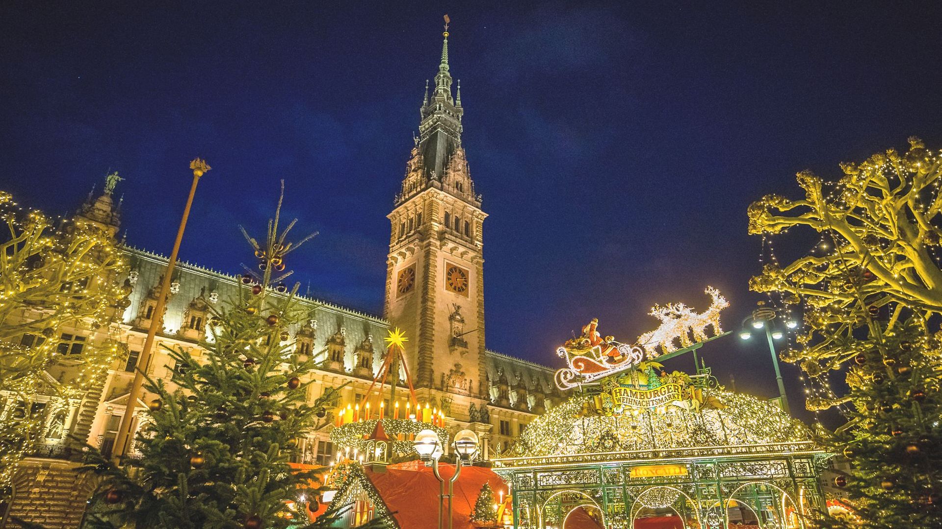  Weihnachtsmarkt Rathaus Hamburg