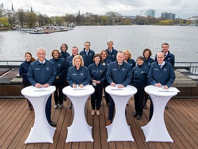  Das Gruppenfoto anlässlich der außerordentlichen Sportministerkonferenz in Hamburg