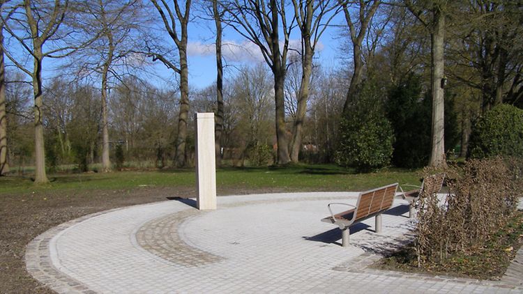  Gedenkplatz Langenbeker Friedhof