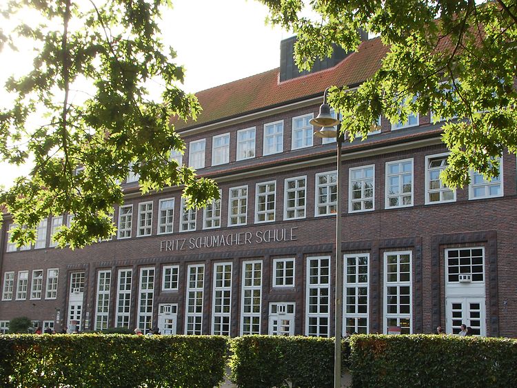  Foto vom Hauptgebäude der Fritz-Schumacher-Schule