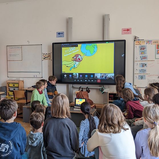 Die Klasse 3c der Schule auf der Uhlenhorst wartet auf die Online-Preisverleihung