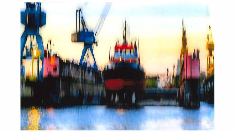  „Hamburg aus künstlerischer Sicht“ - Hafenmotiv in künstlerisch verwischter Darstellung