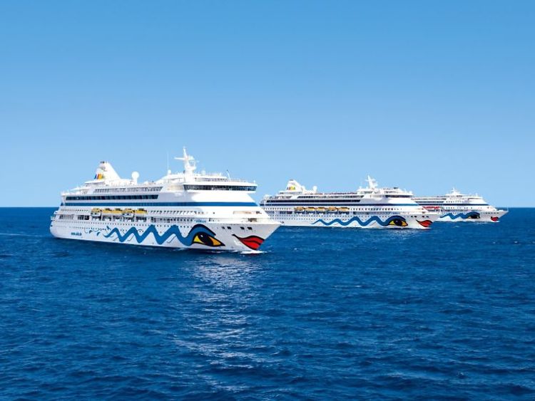  Aida Schiffe auf hoher See / AIDA Cruises