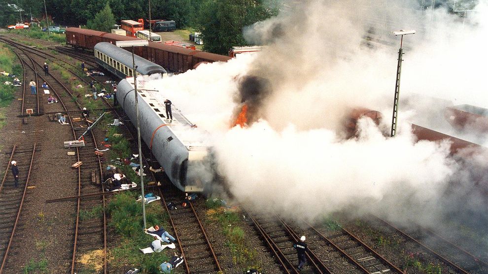 Katastrophenschutzbehörden üben einen Bahnunfall