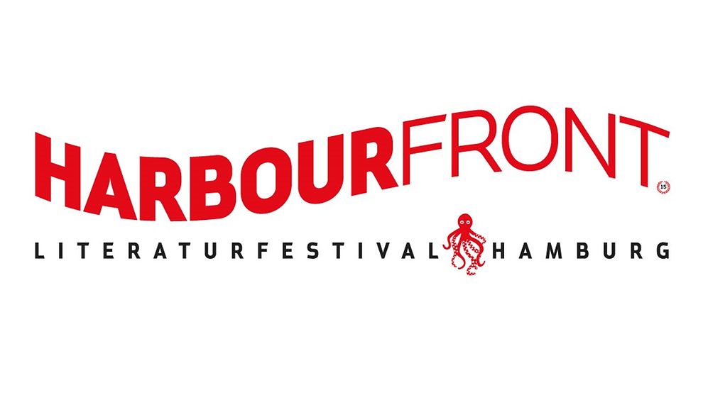  Harbour Front Logo mit roter Schrift auf weißem Hintergrund.