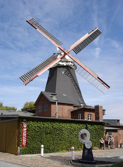 Die Riepenburger Mühle - eine historische Windmühle in den Vierlanden.