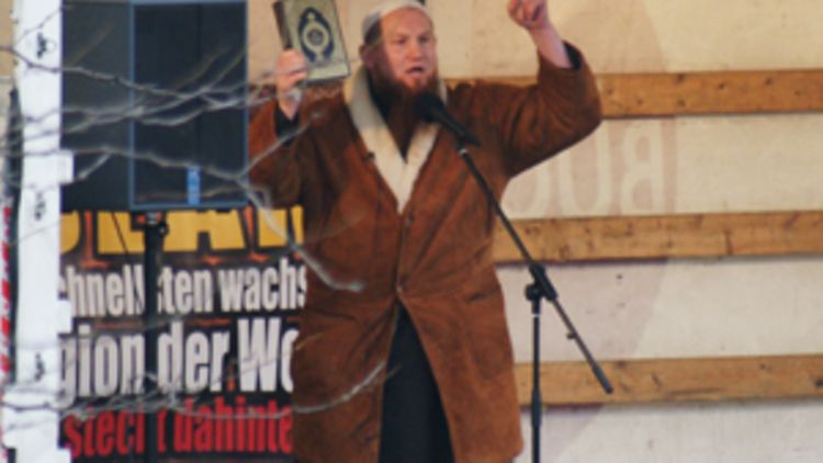 Pierre Vogel, hier bei seinem Besuch in Hamburg am 13.12.2013