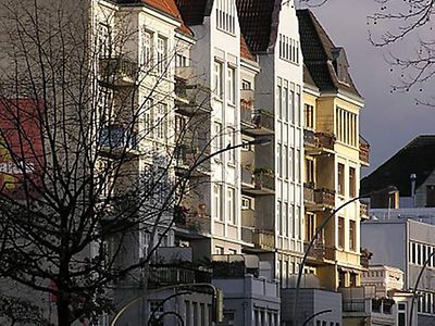  Wohnung in Eimsbüttel: Häuserfassade an der Osterstraße