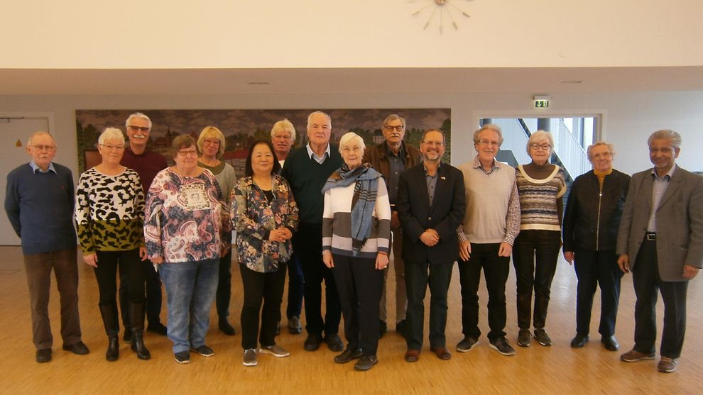 Gruppenbild der Mitglieder des Bezirks-Seniorenbeirates Wandsbek