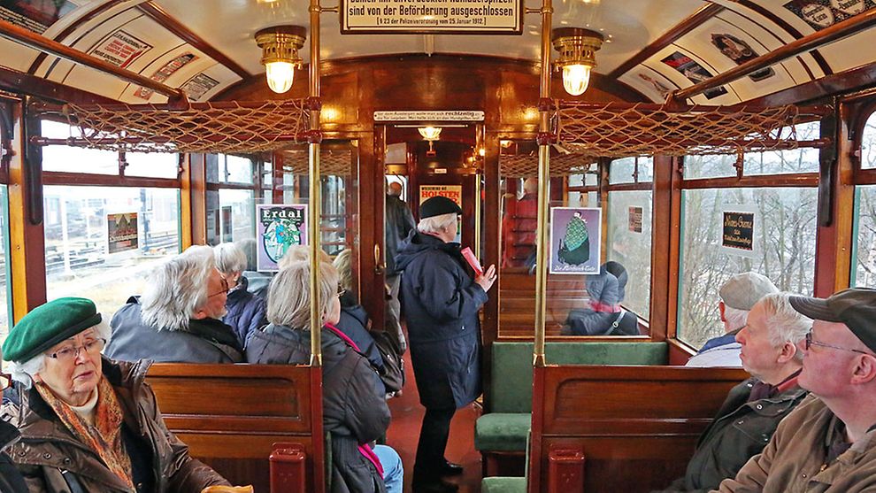  Fahrt mit den historischen U-Bahn-Fahrzeugen T11/T220 im März 2016