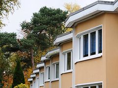  Häuserfassaden in der Gartenstadt-Siedlung Hohnerkamp