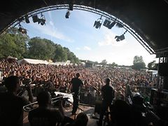  Blick von der Bühne auf die Zuschauer beim Wutzrock Festival in Allermöhe