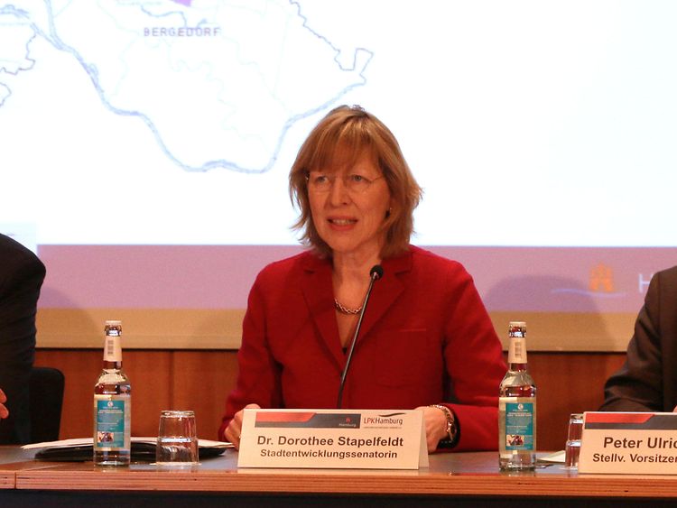  Senatorin Dr. Dorothee Stapelfeldt in der Landespressekonferenz am 14. Februar 2017