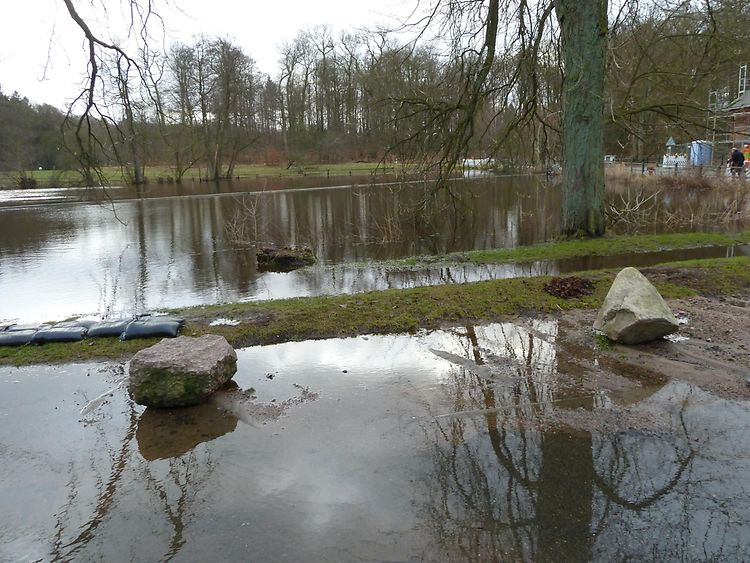  Hochwasser am Mühlenteich (Ammersbek)