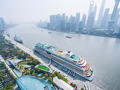  Kreuzfahrtschiff AIDAbella in Shanghai