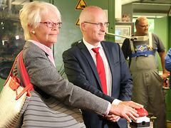  Prägung Zwei Euro-Münzen Helmut Schmidt